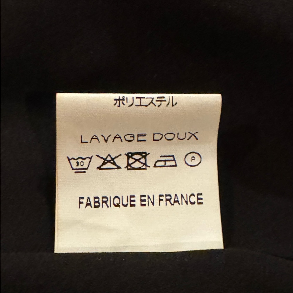 NWT SunLight Paris blouse. Blue and Black. Large - Picture 8 of 8